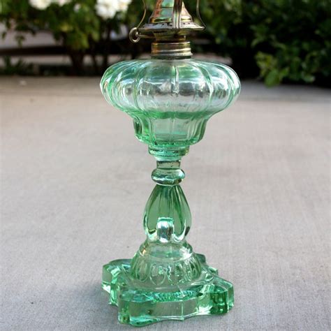 dating vintage oil lamps